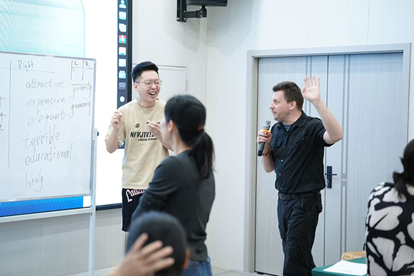 边学习，边实践